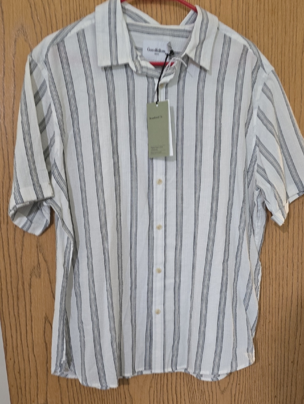 Nwt.Goodfellow & Co Short-Sleeve Vertical Stripe Button-Down - White & Gray